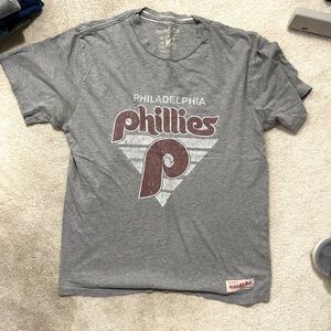Last chance❗️Men’s Phillies tshirt